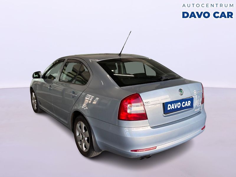 Škoda Octavia 1,4 TSI 90 kW Ambiente - fotka 4 z 12