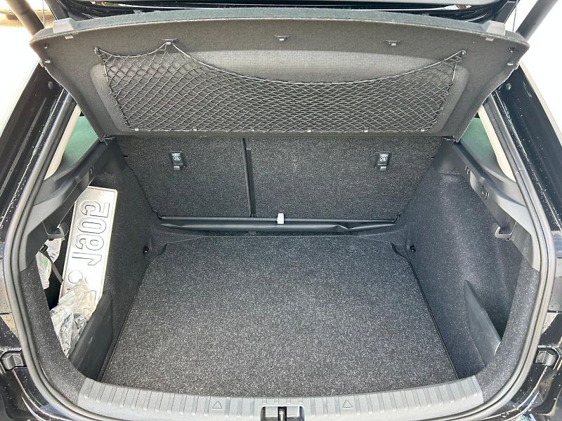 Škoda Scala (2025) Top Selection 1.5 TSI 110 kW D - fotka 33 z 35