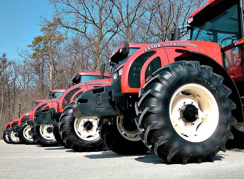 Traktory Zetor skupina Forterra.