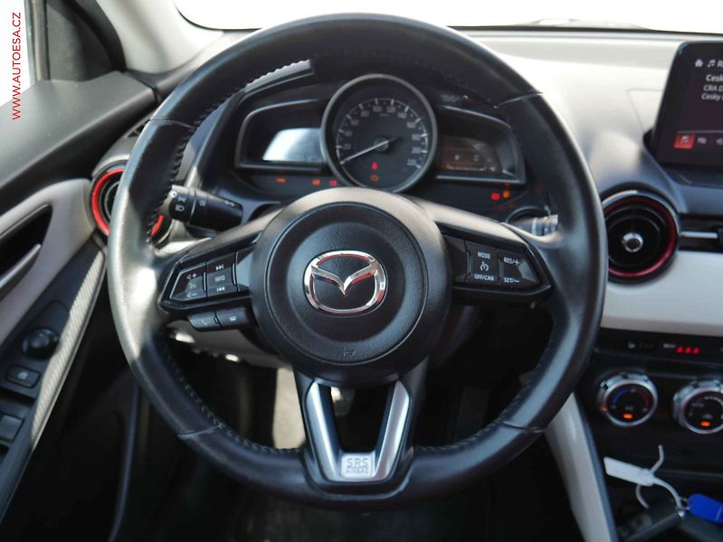 Mazda 2 (2017) 1.5 i, Sport, navi, +kola - fotka 13 z 21