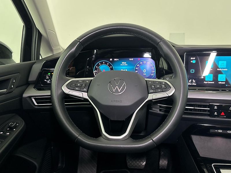 Volkswagen Golf Style DSG - fotka 18 z 28