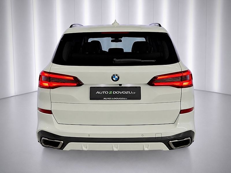 BMW X5 M50i xDrive, LASER, MASÁŽE, HE - fotka 5 z 34