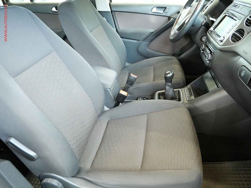 Volkswagen Tiguan (2014) 1.4 TSi, ČR, STK5/28 - fotka 11 z 21