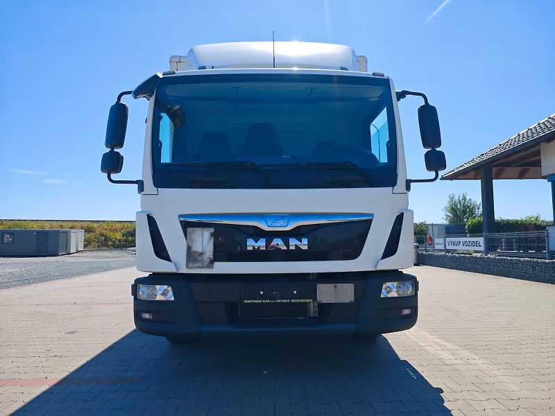 MAN TGL 12.220, KLIMA + ČELO, 3 místa - fotka 2 z 30