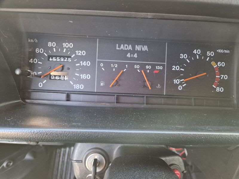 Lada Niva 1,7  4x4 - fotka 13 z 24