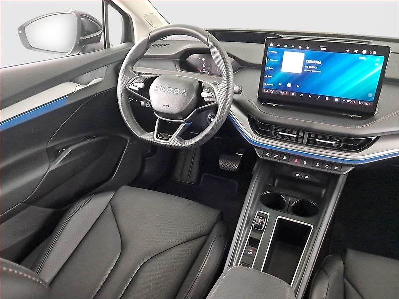 Škoda Enyaq (2025) 85x (82 kWh), SoH 100% - fotka 7 z 26