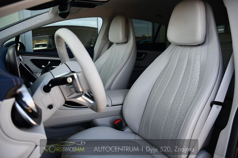 Mercedes-Benz EQE 500 AMG 4MATIC  - fotka 11 z 53