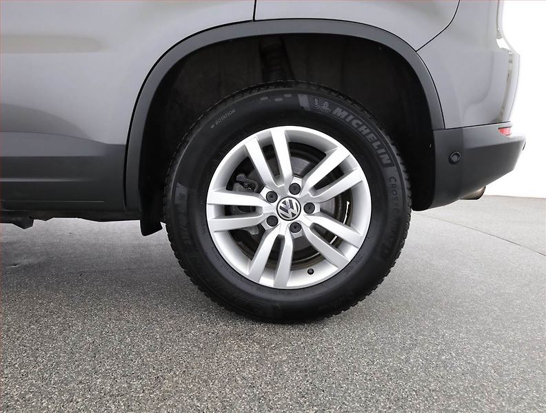 Volkswagen Tiguan (2012) 1.4 TSI, Serv.kniha - fotka 17 z 17