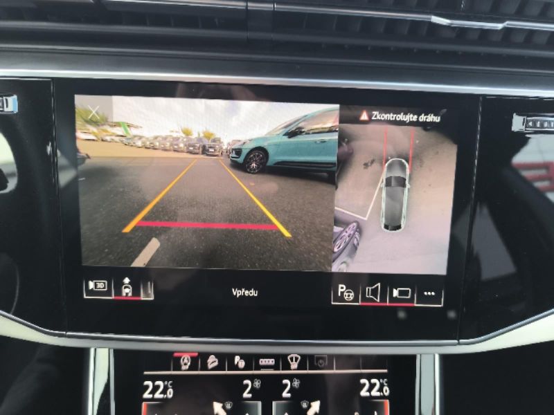 Audi Q8 3.0 TFSi S-Line - fotka 13 z 25