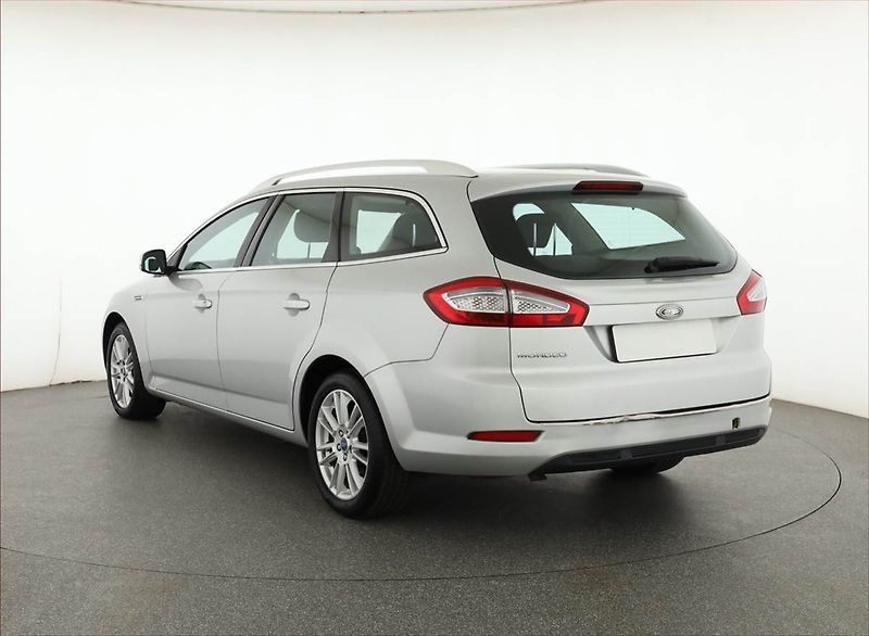 Ford Mondeo (2011) Titanium 2.0 TDCi, nová STK - fotka 4 z 17