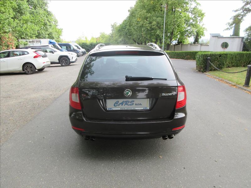 Škoda Superb 2,0 TSi 147Kw, L&K, Tažné, Hav - fotka 9 z 33