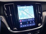 Volvo V60 T6 AWD PLUG-IN DARK REZERVACE - náhled 8