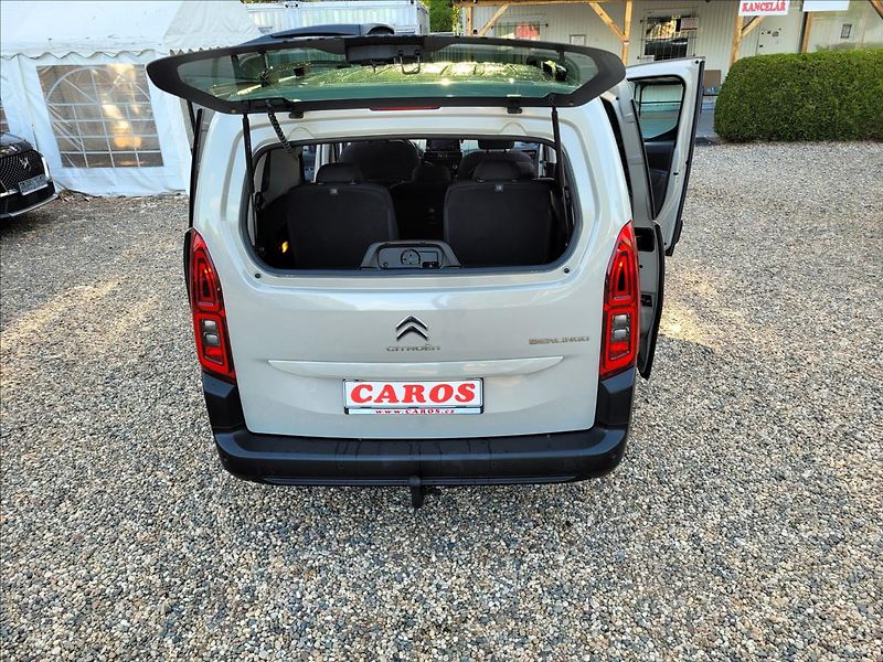 Citroën Berlingo 1,5 HDI,XL,7míst,navi,tažné - fotka 42 z 49