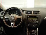 Volkswagen Jetta (2011) 1.2, 2.maj,ČR, AC, tempo - náhled 11