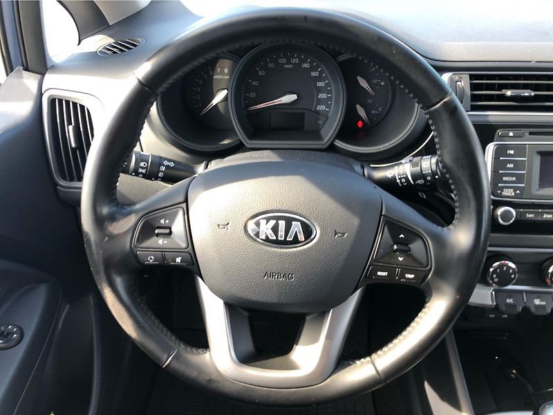 Kia Rio 1.25 CVVT 63 kW - fotka 17 z 25