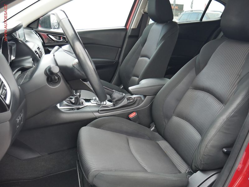 Mazda 3 (2014) 2.0 i, Sport, navi, xenon - fotka 9 z 22