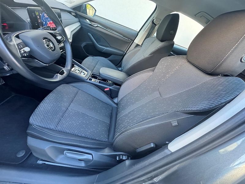 Škoda Octavia (2023) Style Plus 2,0 TDI 110 KW AUT - fotka 7 z 18