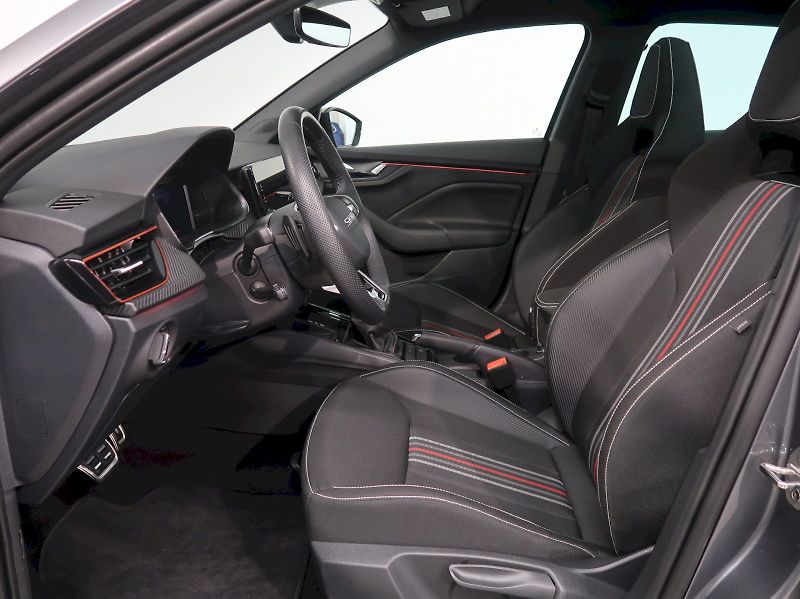 Škoda Scala (2025) MONTE CARLO 1.5TSI 110KW DSG Z - fotka 13 z 40