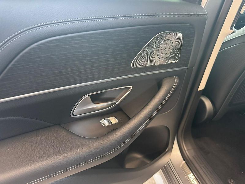 Mercedes-Benz GLE (2025) 450 d 4MATIC - fotka 8 z 20