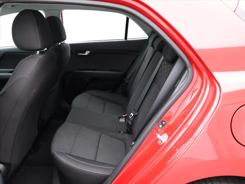 Kia Rio 1,4 CVVT 73kW Exclusive CZ - fotka 13 z 30