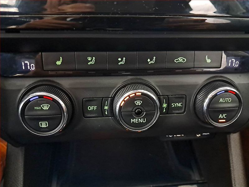 Škoda Octavia (2016) Laurin&Klement 2.0 TDI, 4X4 - fotka 22 z 28