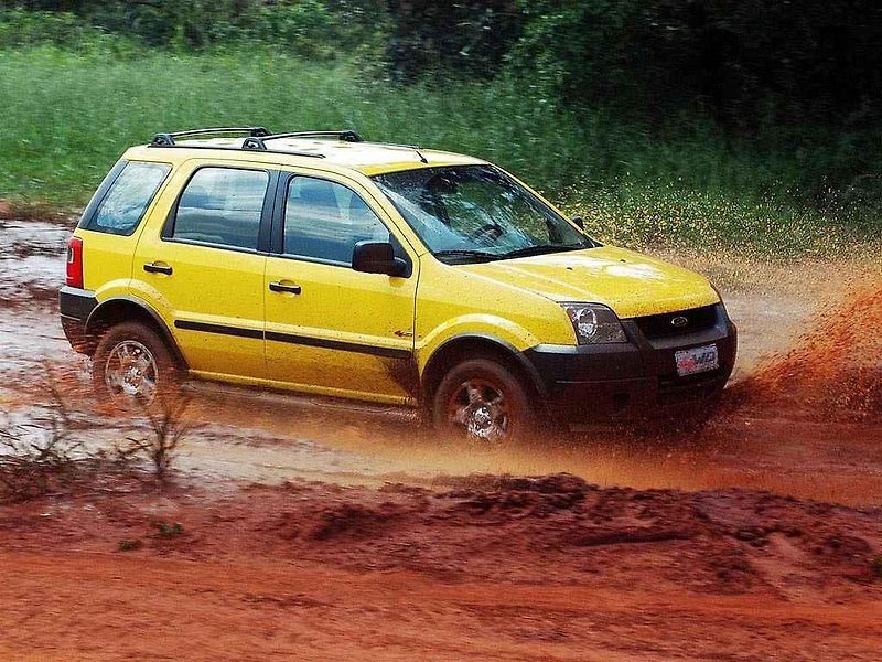 Ford nabízel svůj EcoSport celkem se čtyřmi motory.