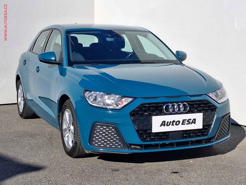 Audi A1 (2019) 1.0 i, AC, výhřev sed - fotografie inzerátu