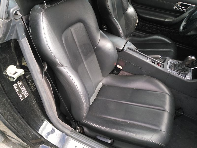 Mercedes-Benz SLK 230 Kompressor manuál - fotka 23 z 27