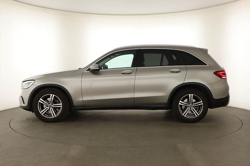 Mercedes-Benz GLC (2020) Avantgarde 220 d 4MATIC - fotka 3 z 21