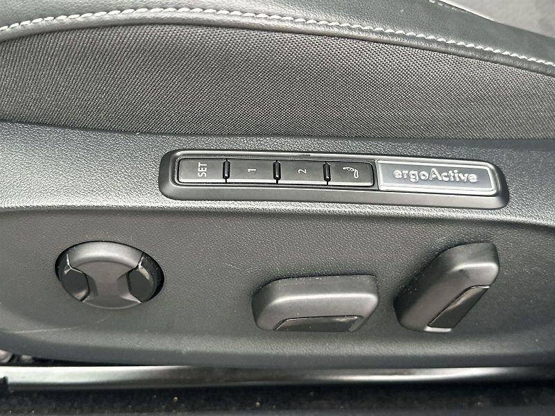 Volkswagen ID.7 Tourer (2024) 210 kW Pro - fotka 24 z 36