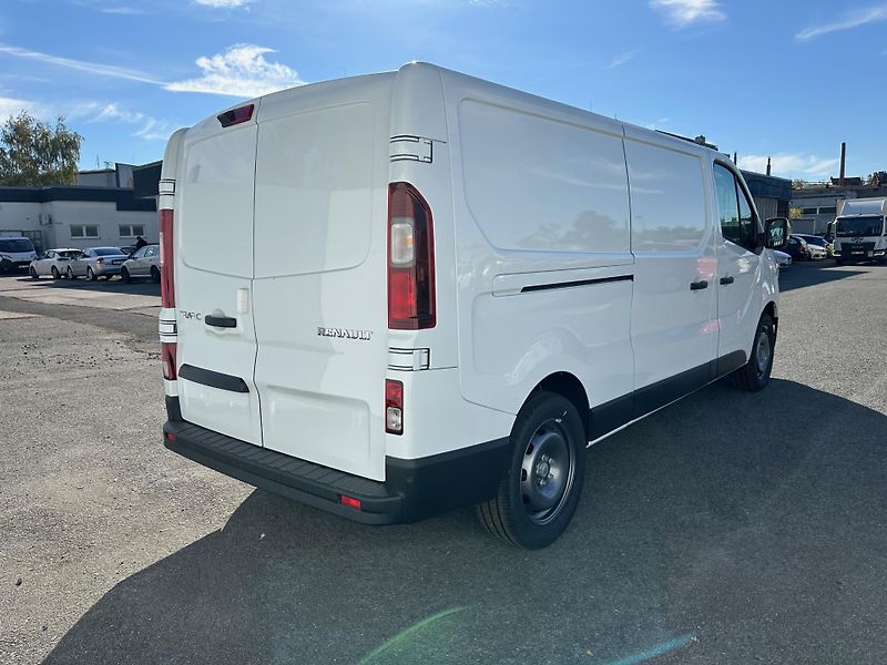 Renault Trafic (2026) L2H1P2 dCi 130 Extra - fotka 5 z 27