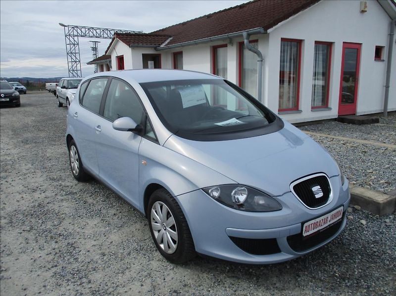 Seat Altea 1,6 i 16v, klima,serv.kniha, - fotografie inzerátu