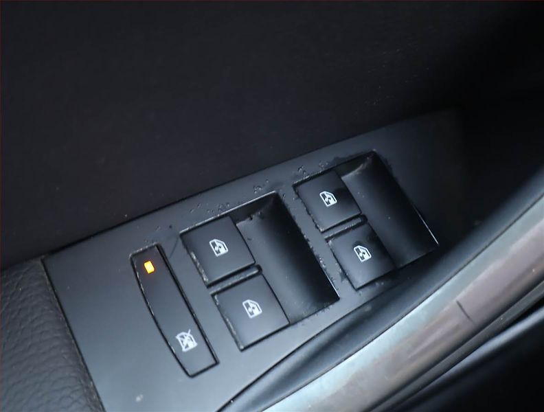 Opel Astra (2012) 1.4 T, Serv.kniha, Navi - fotka 18 z 19