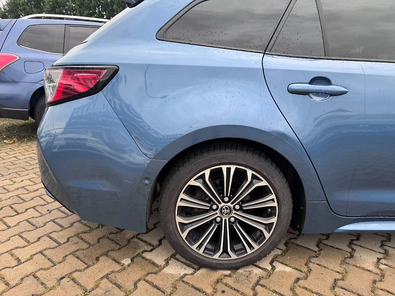 Toyota Corolla (2019) 1,2i 85KW TURBO SPOJKA 2. MAJ - fotka 16 z 50
