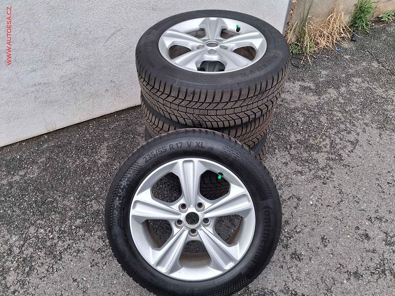 Ford Kuga (2014) 2.0 TDCi 4X4, Individual, - fotka 21 z 21