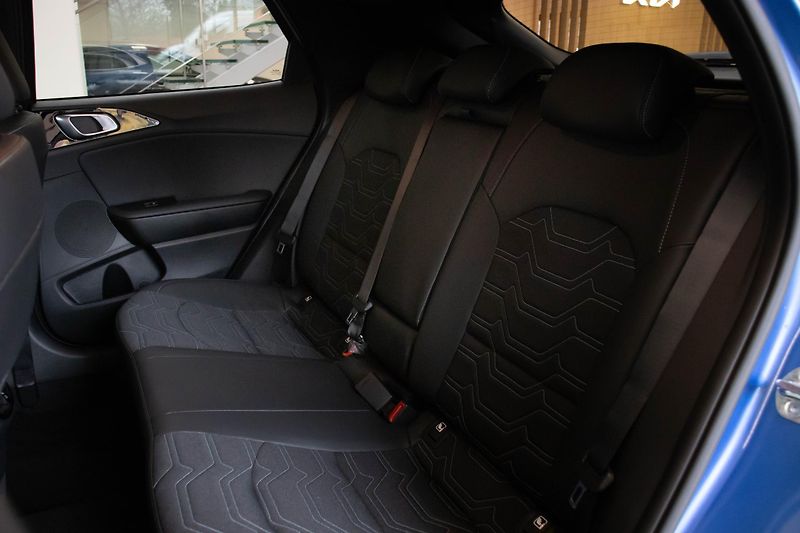 Kia XCeed 1.6 T-GDI GPF 7DCT STEEL EDITI - fotka 14 z 16