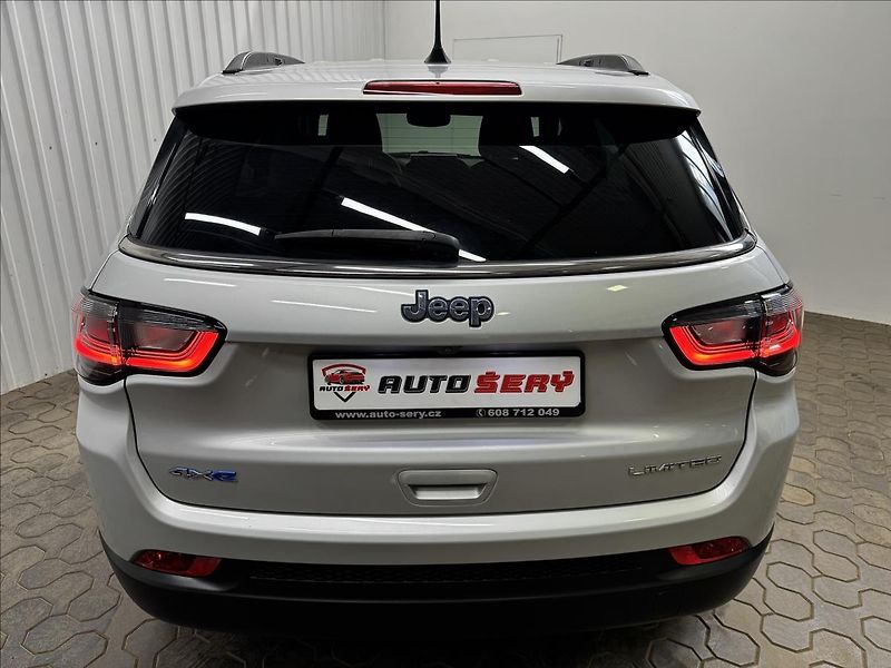 Jeep Compass 1.3 T4 4xE HYBRID LIMITED DPH - fotka 7 z 43
