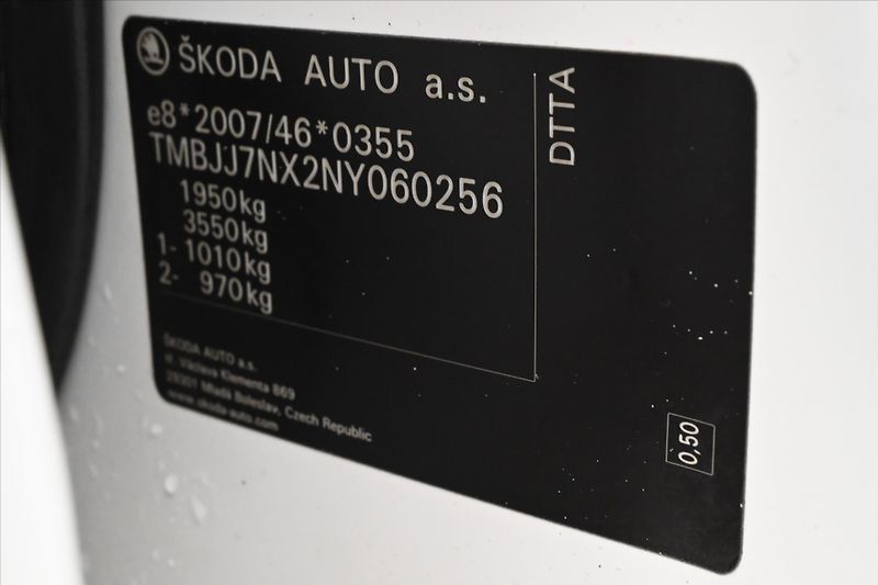 Škoda Octavia 2,0 TDI 110 kW SportLINE Záruk - fotka 12 z 32