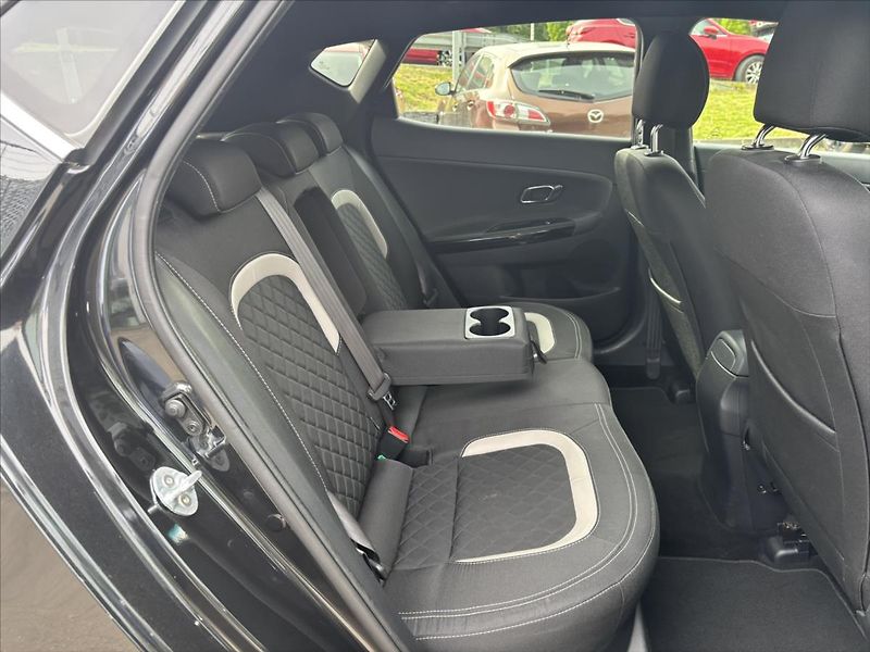 Kia Ceed 1,0 TGDi GT Line NAVI KAMERA - fotka 14 z 38