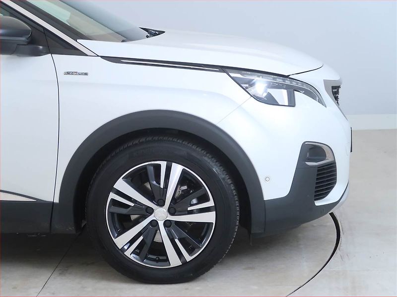 Peugeot 5008 (2019) GT Line 2.0 BlueHDi - fotka 13 z 16