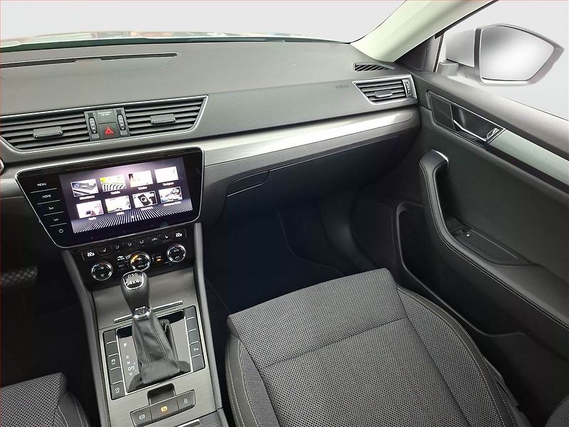 Škoda Superb (2021) Ambition 2.0 TDI - fotka 8 z 20