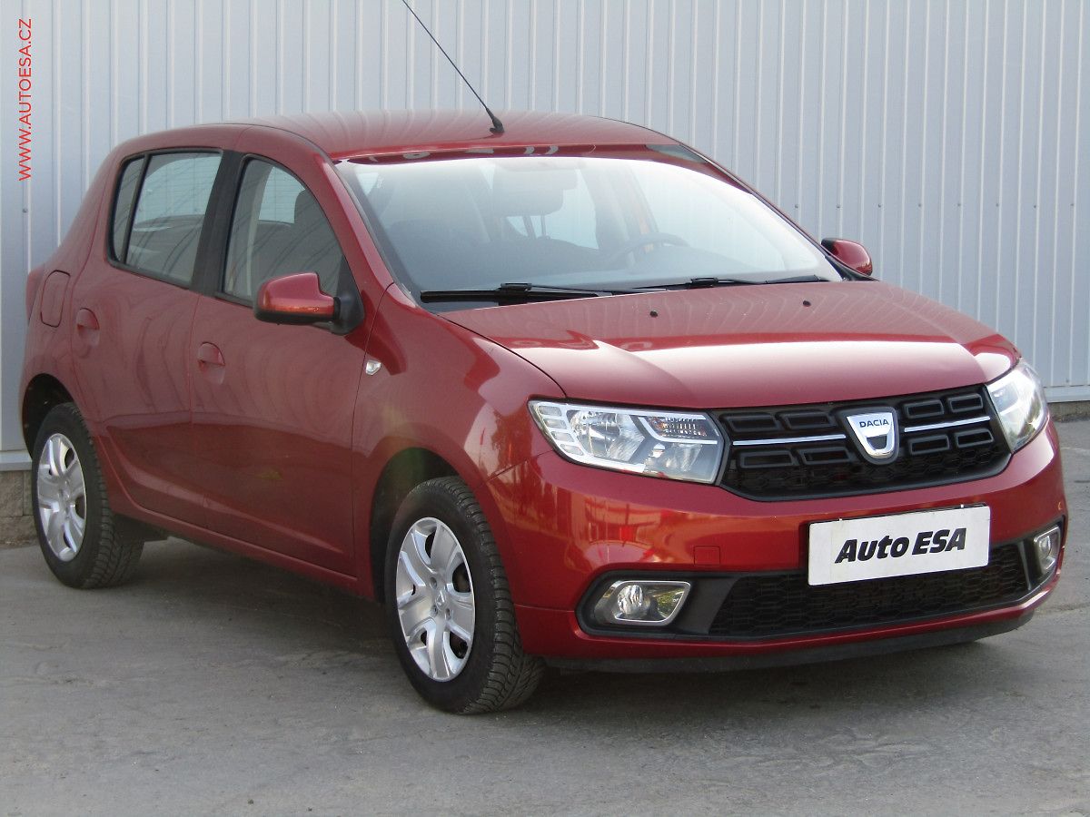 Dacia Sandero 1.2i, 1.maj,ČR, AC, temp