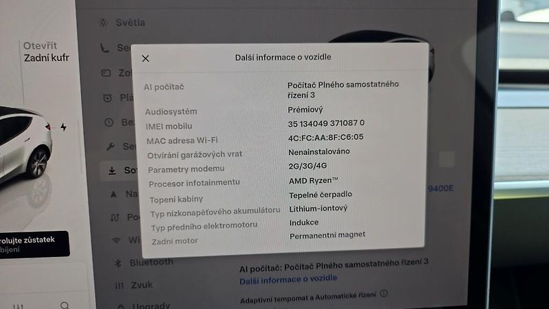 Tesla Model Y (2023) Long Range AWD DE SoH 90.2% - fotka 31 z 39
