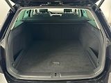 Volkswagen Passat (2023) Business 2.0 TSI 140kW DSG - náhled 28