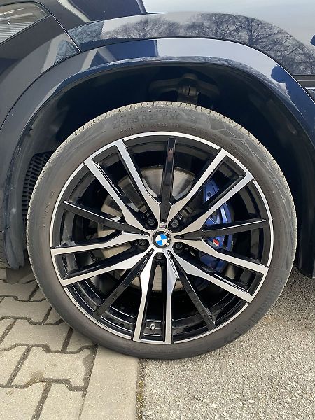BMW X6 40d xDrive - fotka 32 z 32