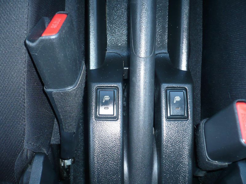 Suzuki Swift 1.2i 61Kw Klima - fotka 11 z 26