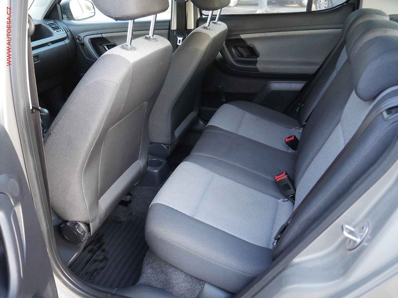 Škoda Fabia (2012) 1.2i, STK7/28 - fotka 10 z 16