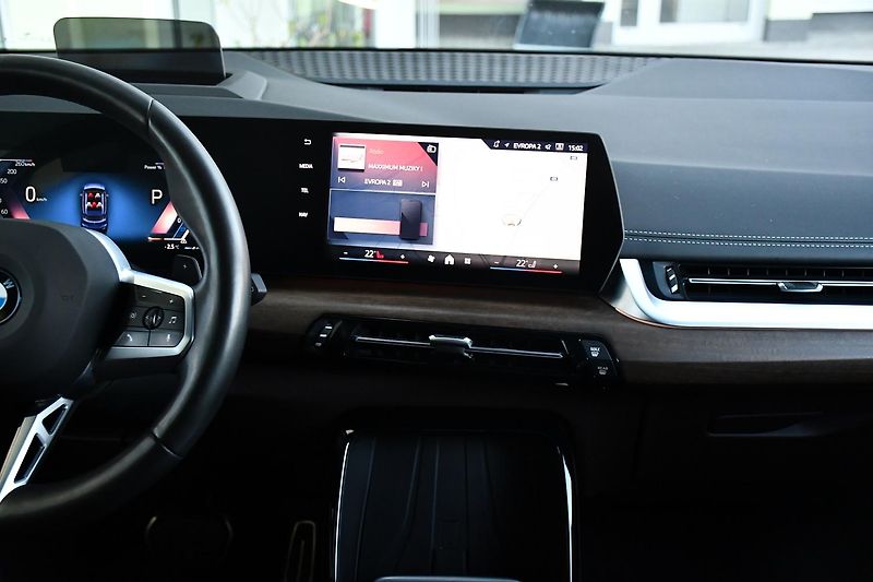 BMW Řada 2 218d M-SPORT TAŽNÉ 1M 3LZÁRUKA - fotka 7 z 45