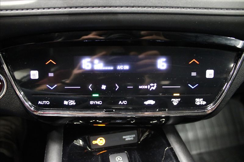 Honda HR-V 1,6 i-DTEC PANORAMA 1.majitel - fotka 20 z 32