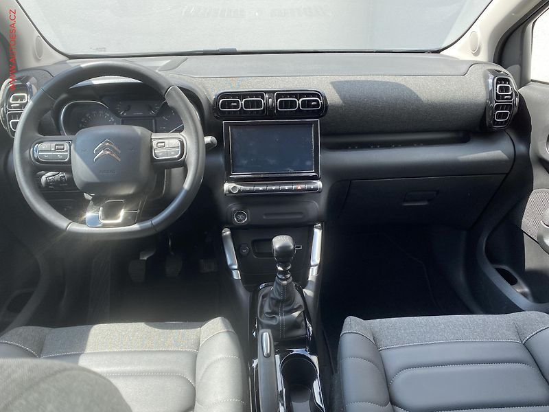 Citroën C3 Aircross (2024) 1.2PT, Shine, navi, kamera - fotka 8 z 18